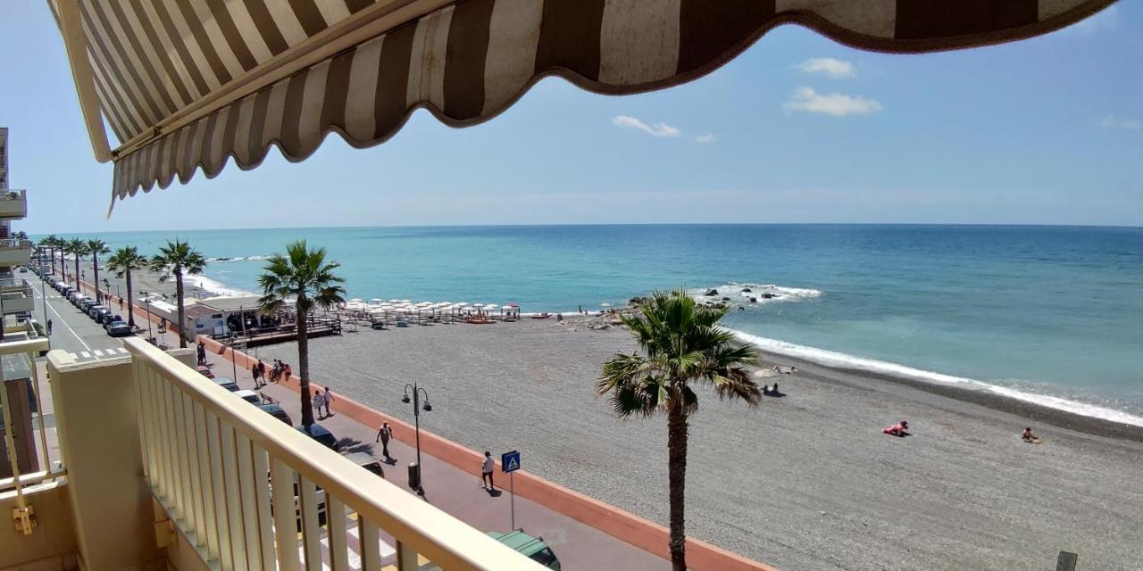 Appartamento Giardino Ventimiglia Buitenkant foto