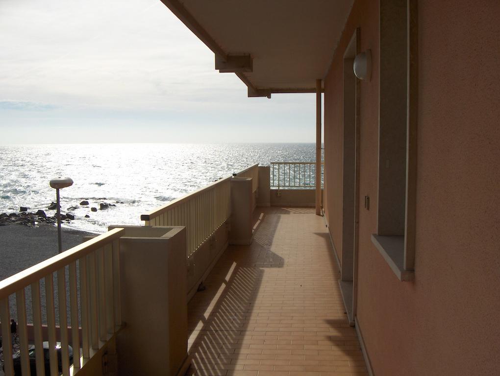 Appartamento Giardino Ventimiglia Buitenkant foto