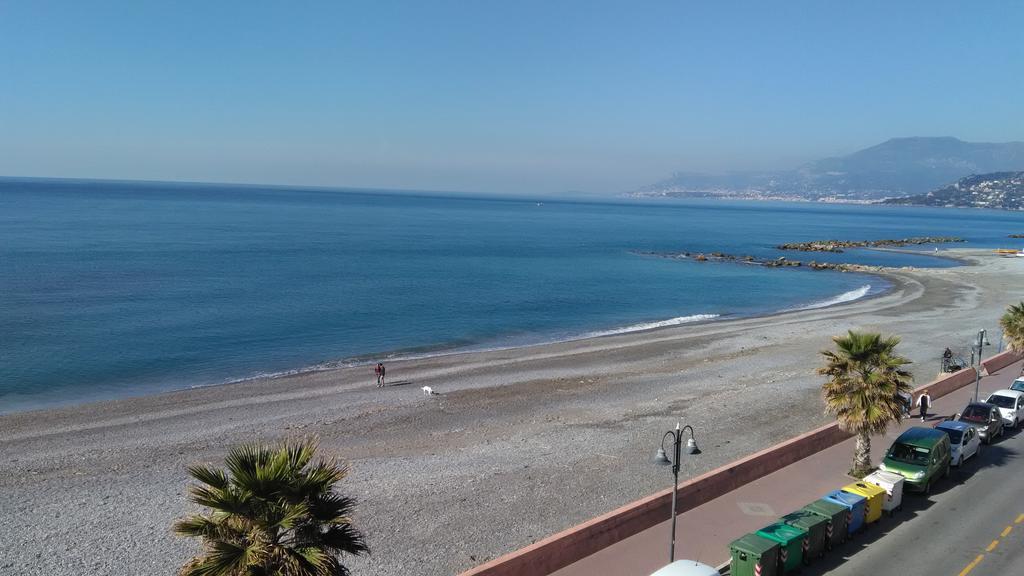 Appartamento Giardino Ventimiglia Buitenkant foto